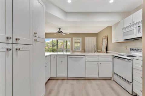 Copropriété à vendre à Jupiter, Floride: 1 chambre, 65.4 m2 № 2382994 - photo 13