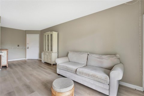 Copropriété à vendre à Jupiter, Floride: 1 chambre, 65.4 m2 № 2382994 - photo 6