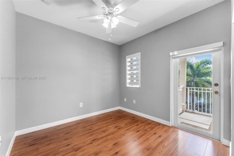 Villa ou maison à louer à Homestead, Floride: 4 chambres, 163.69 m2 № 1985904 - photo 30