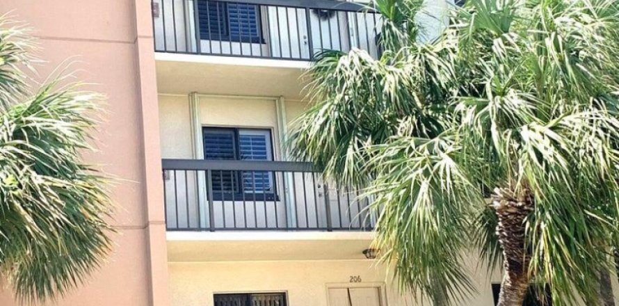 Condominio en Jupiter, Florida, 2 dormitorios № 1093426