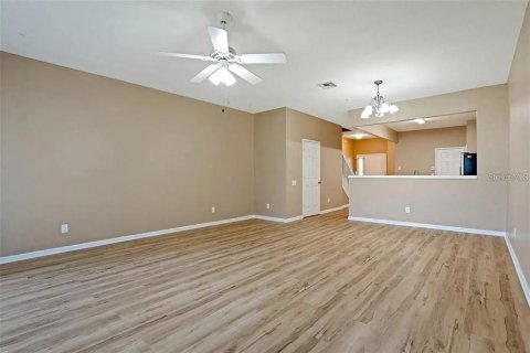 Touwnhouse à louer à Orlando, Floride: 3 chambres, 156.26 m2 № 2105579 - photo 14