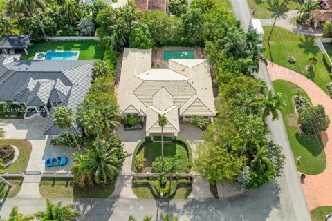 Купить виллу или дом в Майами, Флорида 5 спален, 296.73м2, № 1989958 - фото 4