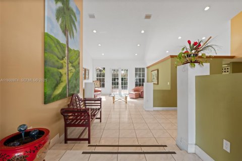 Купить виллу или дом в Майами, Флорида 5 спален, 296.73м2, № 1989958 - фото 23