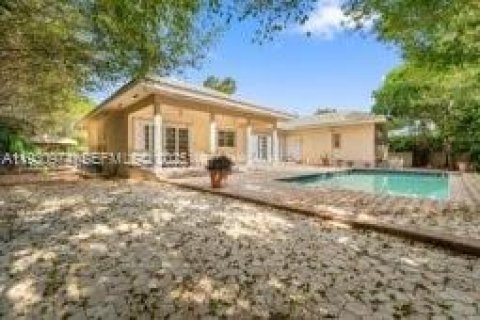 Купить виллу или дом в Майами, Флорида 5 спален, 296.73м2, № 1989958 - фото 7