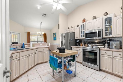 Villa ou maison à vendre à Ocala, Floride: 3 chambres, 191.56 m2 № 1900375 - photo 21