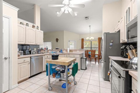 Villa ou maison à vendre à Ocala, Floride: 3 chambres, 191.56 m2 № 1900375 - photo 20