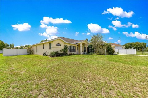 Villa ou maison à vendre à Ocala, Floride: 3 chambres, 191.56 m2 № 1900375 - photo 4