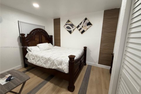 Снять в аренду коммерческую недвижимость в Норт-Майами-Бич, Флорида 1 спальня, 125.6м2, № 1957043 - фото 9