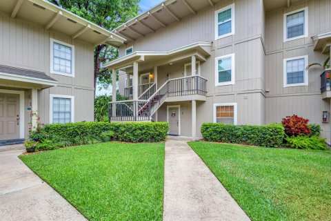 Condo in Jupiter, Florida, 2 bedrooms № 2276595 - photo 2