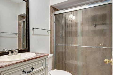 Condo in Jupiter, Florida, 2 bedrooms № 2276595 - photo 20