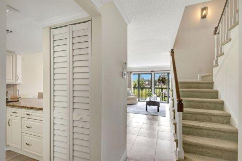 Condo in Jupiter, Florida, 2 bedrooms № 2276595 - photo 7