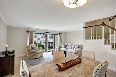 Condo in Jupiter, Florida, 2 bedrooms № 2276595 - photo 14