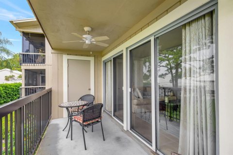 Condo in Jupiter, Florida, 2 bedrooms № 2276595 - photo 18