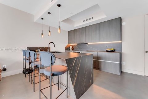 Купить кондоминиум в Майами, Флорида 2 спальни, 122.91м2, № 2002035 - фото 2