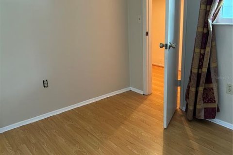 Condominio en alquiler en Gainesville, Florida, 2 dormitorios, 92.9 m2 № 1755298 - foto 9