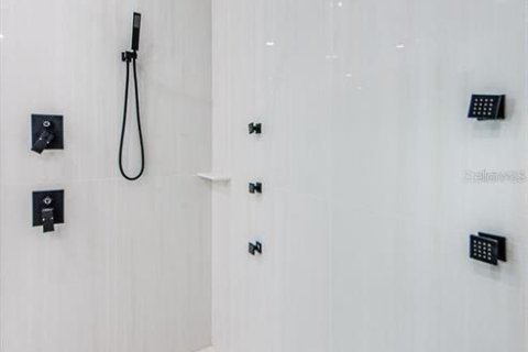 Купить виллу или дом в Тампа, Флорида 4 комнаты, 236.99м2, № 1912824 - фото 14