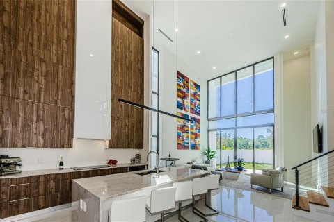 Купить виллу или дом в Тампа, Флорида 4 комнаты, 236.99м2, № 1912824 - фото 5