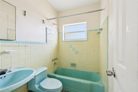 Купить виллу или дом в Майами, Флорида 4 спальни, 128.76м2, № 1708544 - фото 24