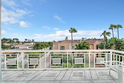 Condominio en venta en Palm Beach, Florida, 1 dormitorio, 78.97 m2 № 2158573 - foto 11