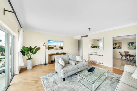 Condominio en venta en Palm Beach, Florida, 1 dormitorio, 78.97 m2 № 2158573 - foto 16