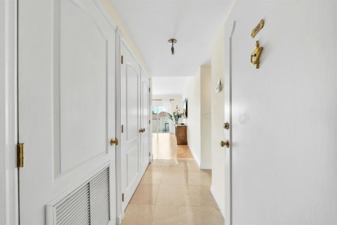 Condominio en venta en Palm Beach, Florida, 1 dormitorio, 78.97 m2 № 2158573 - foto 6