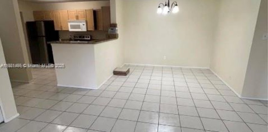 Condominio en Coral Springs, Florida, 3 dormitorios № 1929624