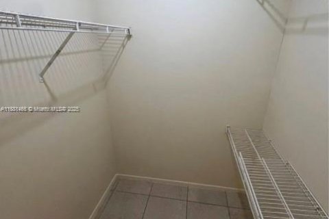 Condominio en venta en Coral Springs, Florida, 3 dormitorios, 121.24 m2 № 1929624 - foto 7