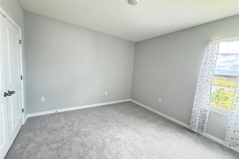 House in Wesley Chapel, Florida 4 bedrooms, 256.04 sq.m. № 2377635 - photo 16