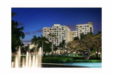 Copropriété à louer à Hollywood, Floride: 1 chambre, 73.86 m2 № 1207385 - photo 1