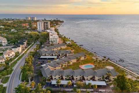 Купить кондоминиум в Сарасота, Флорида 5 комнат, 111.48м2, № 1900598 - фото 2
