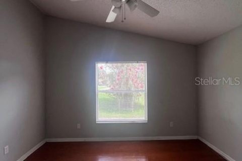 Villa ou maison à louer à Orlando, Floride: 3 chambres, 109.9 m2 № 2238676 - photo 11