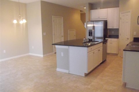 Adosado en alquiler en Riverview, Florida, 3 dormitorios, 130.06 m2 № 1917498 - foto 5