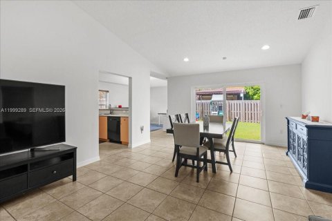 Villa ou maison à vendre à Homestead, Floride: 3 chambres, 146.51 m2 № 2064190 - photo 26