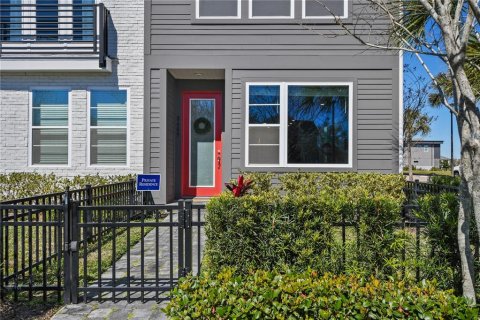 Adosado en alquiler en Orlando, Florida, 2 dormitorios, 147.06 m2 № 1848229 - foto 2