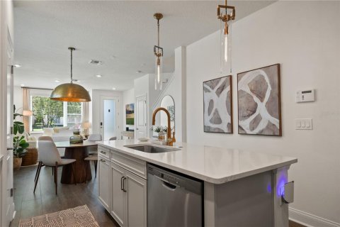 Adosado en alquiler en Orlando, Florida, 2 dormitorios, 147.06 m2 № 1848229 - foto 15