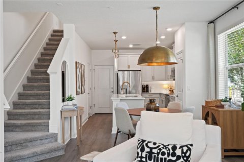 Adosado en alquiler en Orlando, Florida, 2 dormitorios, 147.06 m2 № 1848229 - foto 19