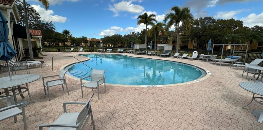 Condo à Coconut Creek, Floride, 2 chambres  № 2000122