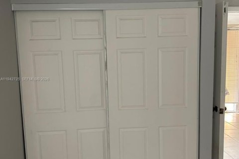 Copropriété à louer à Coconut Creek, Floride: 2 chambres, 98.57 m2 № 2000122 - photo 15