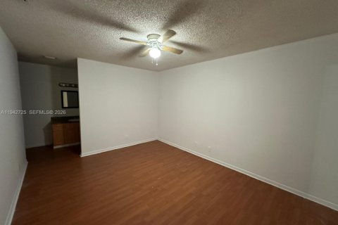 Copropriété à louer à Coconut Creek, Floride: 2 chambres, 98.57 m2 № 2000122 - photo 18