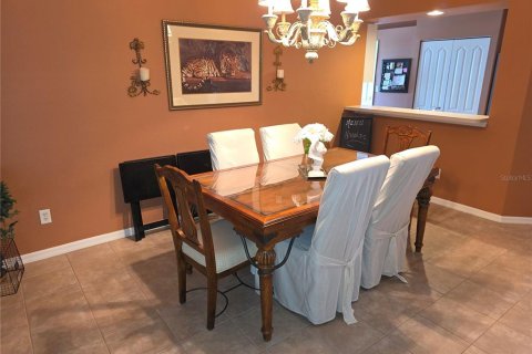 Villa ou maison à vendre à New Port Richey, Floride: 2 chambres, 136.66 m2 № 2211627 - photo 13
