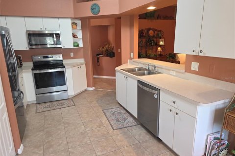 Villa ou maison à vendre à New Port Richey, Floride: 2 chambres, 136.66 m2 № 2211627 - photo 8