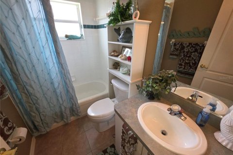 Villa ou maison à vendre à New Port Richey, Floride: 2 chambres, 136.66 m2 № 2211627 - photo 20