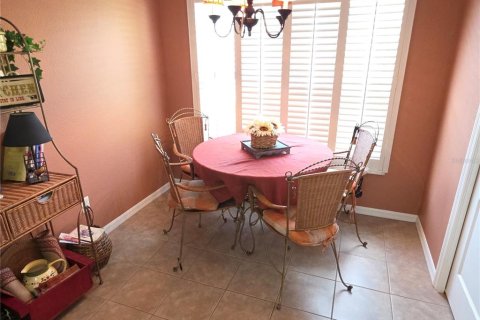 Villa ou maison à vendre à New Port Richey, Floride: 2 chambres, 136.66 m2 № 2211627 - photo 11