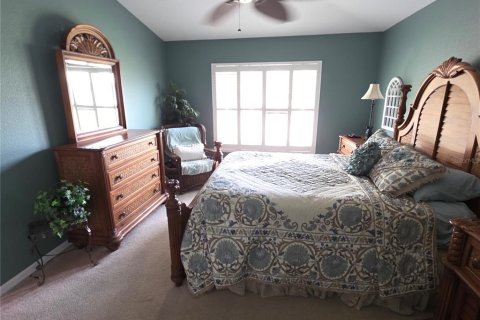 Villa ou maison à vendre à New Port Richey, Floride: 2 chambres, 136.66 m2 № 2211627 - photo 15