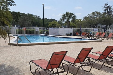 Villa ou maison à vendre à New Port Richey, Floride: 2 chambres, 136.66 m2 № 2211627 - photo 24