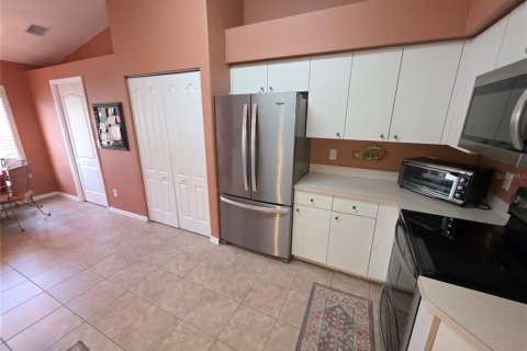 Villa ou maison à vendre à New Port Richey, Floride: 2 chambres, 136.66 m2 № 2211627 - photo 10