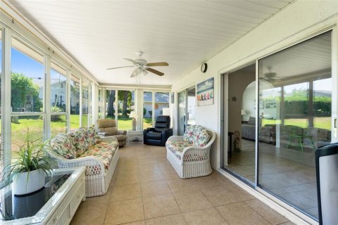 Villa ou maison à vendre à Port Richey, Floride: 2 chambres, 113.15 m2 № 2203836 - photo 23