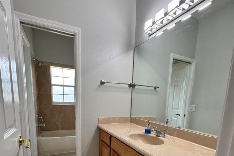 House in Oviedo, Florida 4 bedrooms, 271.18 sq.m. № 1849581 - photo 16