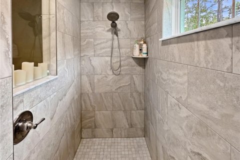 Casa en venta en Weeki Wachee, Florida, 3 dormitorios, 171.68 m2 № 1900299 - foto 24