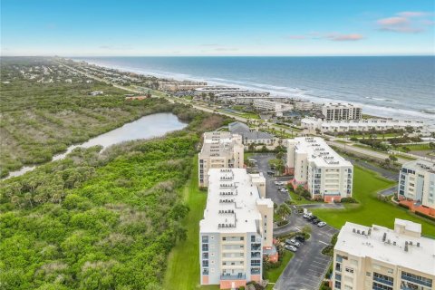 Condo in New Smyrna Beach, Florida, 3 bedrooms № 2213305